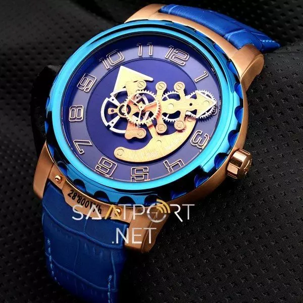 ulysse-nardin-freak-lacivert-gold-7898