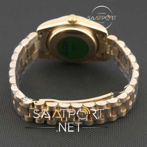 Rolex Date Just Siyah Kadran 31 mm — Kasa Profili ve Kurma Kolu