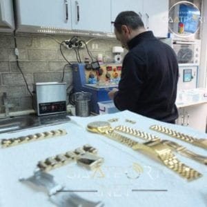 Kol Saatleri Nasıl Temizlenir kararan saat kordonu nasıl temizlenir saat 480x480 1 300x300 min