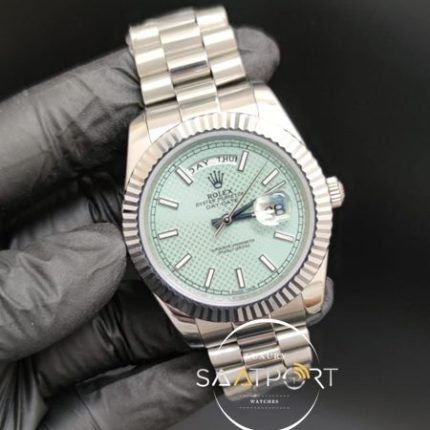 Rolex Saat Day Date 41mm Turkuaz Kadran Otomatik Mekanizma Tırtıklı Bezel