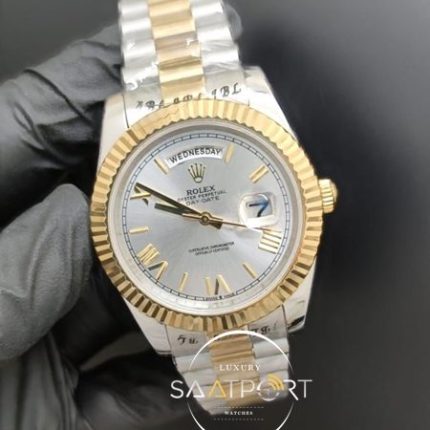 Rolex Saat Day Date Otomatik 41mm Roma Rakamlı Gri Kadran Tırtıklı Bezel