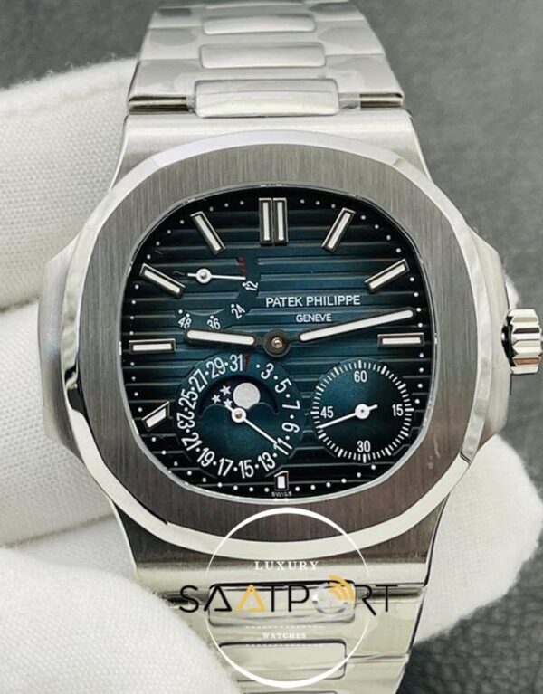 Patek Philippe Nautilus 5712/1A-001