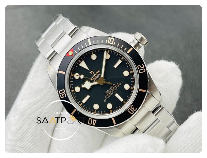 Tudor Heritage Black Bay M79030N Siyah Kadran Siyah Bezel Super Clone ETA