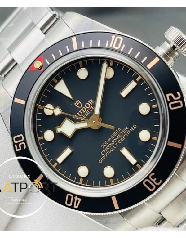 Tudor Heritage Black Bay M79030N Siyah Kadran Siyah Bezel Super Clone ETA