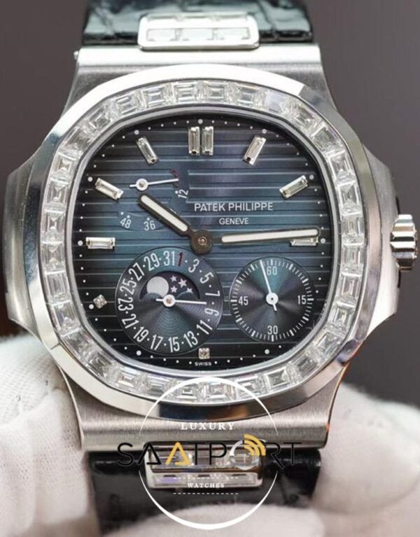 Patek Philippe Nautilus 5722G-001 Diamond Bezel