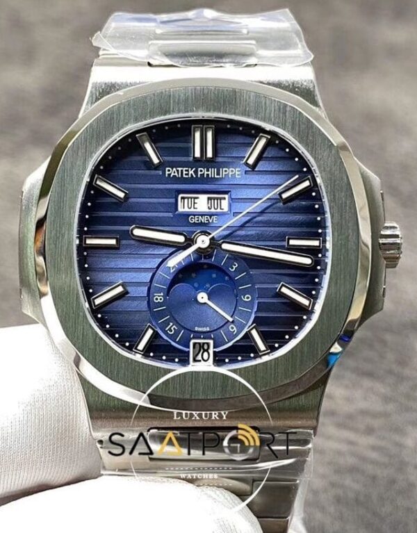 Patek Philippe Nautilus 5726/1A-014 mavi kadran paslanmaz çelik