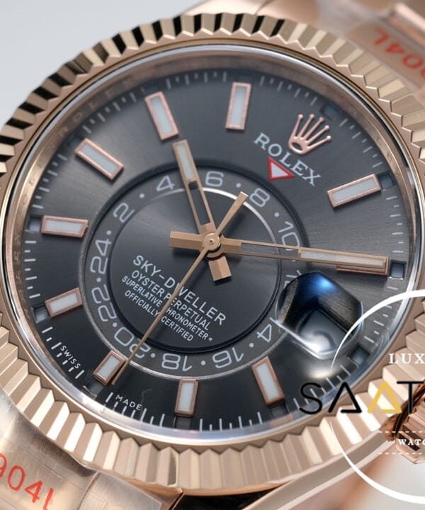 Rolex Sky-Dweller Siyah Kadran 904L Rose Çelik Kasa 42mm Super Clone 9001 ETA