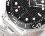 Omega Seamaster Diver 300 M Co‑axial Master Black Super Clon ETA v2 — Küçük Galeri Önizlemesi (Arka Kapak)