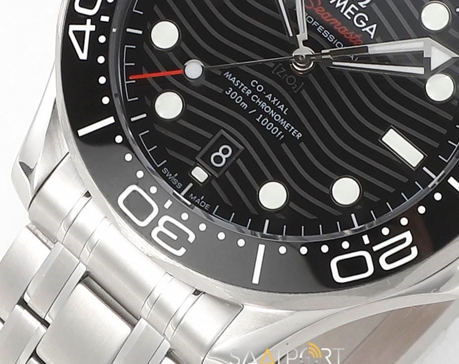 Omega Seamaster Diver 300 M Co‑axial Master Black Super Clon ETA v2 — Makro İndeks ve Safir Cam