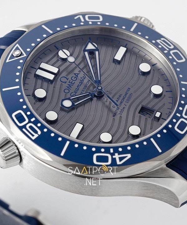 Omega Seamaster Diver 300M Gri Kadran Mavi Silikon Kayış Super Clone Eta (4)