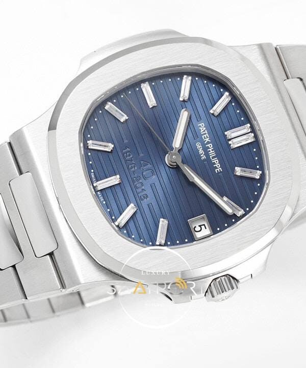 Patek Philippe Nautilus 5711- 40. Yıl Çelik Kasa Mavi Kadran ETA