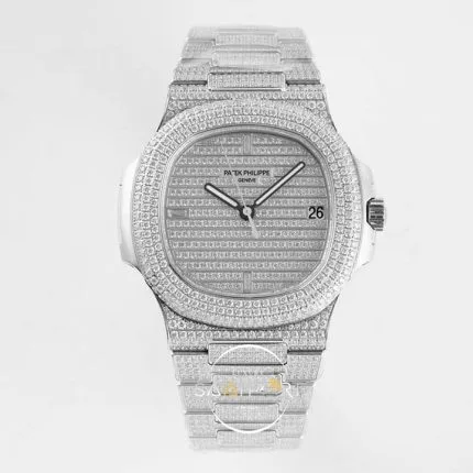 Patek Philippe Nautilus 5711Full Taşlı Super Clon ETA