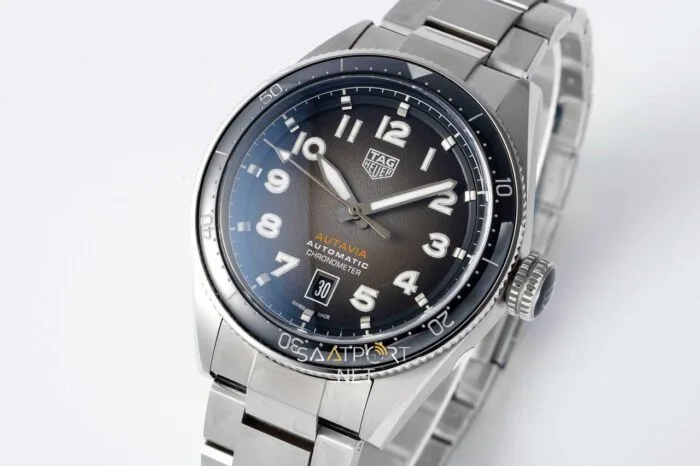 TAG Heuer Autavia 42mm Siyah Kadran Eta Saat (3)