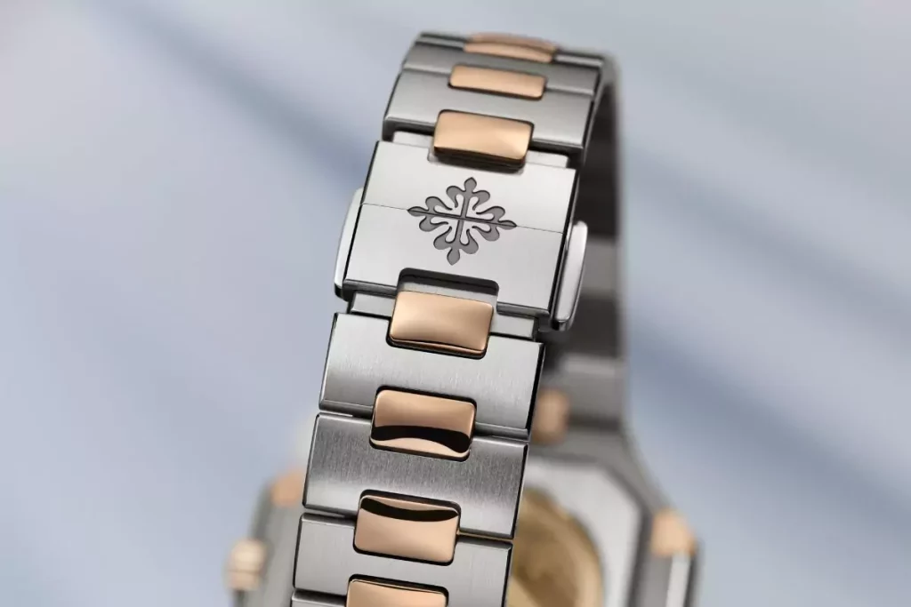 Patek Philippe Cubitus Ref 58211AR Gul Altin Ve Celik Birlesimi 1