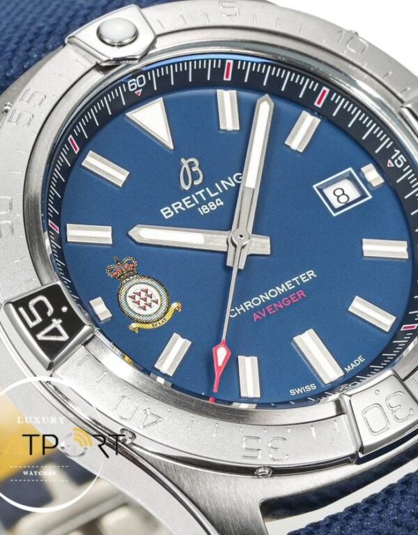 Breitling Avenger Arrows 60. Yıl A173281A1C1X1 Mavi Kadran 42mm ETA