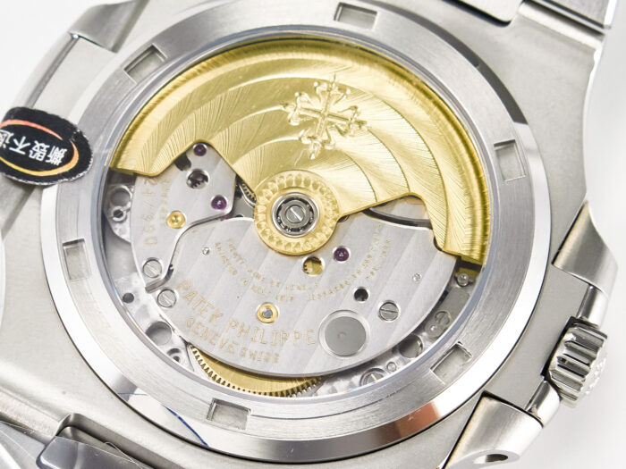 Patek PhilippeNautilus 5711 Yeşil Kadran 3k Factory Super Clone Eta