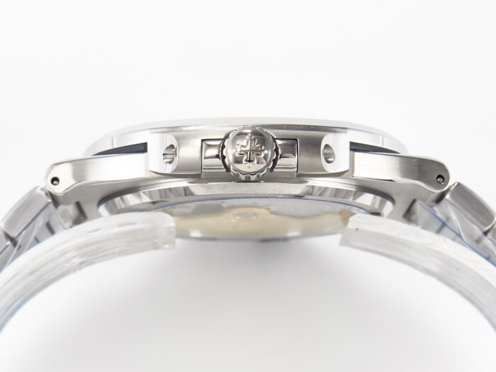 Patek PhilippeNautilus 5711 Yeşil Kadran 3k Factory Super Clone Eta
