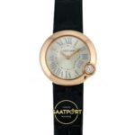 Cartier Ballon Blanc 30mm Rose Gold Gümüş Kadran Siyah Deri Kordon Bayan Super Clone ETA Görünüm 1 — Kadran ve Bezel Görünümü