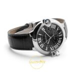 Cartier Ballon Bleu Erkek ETA Saat 42mm Roma Rakamlı Kadran ve İbre Detayı Yakın Plan Super Clone — Kadran ve Bezel Görünümü