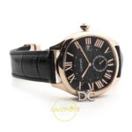 Cartier Drive Erkek ETA Saat 42.5mm x 43.5mm x 12.5mm Roma Rakamlı Kadran ve İbre Detayı Yakın Plan Super Clone — Kadran ve Bezel Görünümü