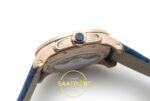 Cartier Calibre 42mm Rose Gold Beyaz Kadran Mavi Deri Kordon Erkek Super Clone ETA Görünüm 4 — Kadran ve Bezel Görünümü