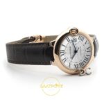 Cartier Ballon Bleu 36mm Rose Gold Beyaz Kadran Kahve Deri Kordon Bayan Super Clone ETA Görünüm 8 — Kadran ve Bezel Görünümü