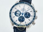 Omega OMG - SpeedMaster Snoopy 50th Anni. SS/NY Wht/Blu ZF Factory 42mm Sol 45 Derece Çapraz Kasa ve Bezel Profili Super Clone — Kadran ve Bezel Görünümü