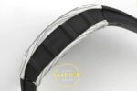 Richard Mille 01 Yohan Blake White NTPT RF on Black ZF Factory 43mmx13.5mm Sol Yan Kasa Kalınlık ve Fırçalanmış Yüzey Profili — Kadran ve Bezel Görünümü