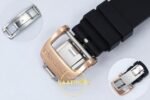 Richard Mille RM07 Ladies Black Ceramic ZF Red Dial on ZF Factory 31.5mmx12mm Orijinal Toka Kilidi ve Kordon İç Detayı Super — Kadran ve Bezel Görünümü
