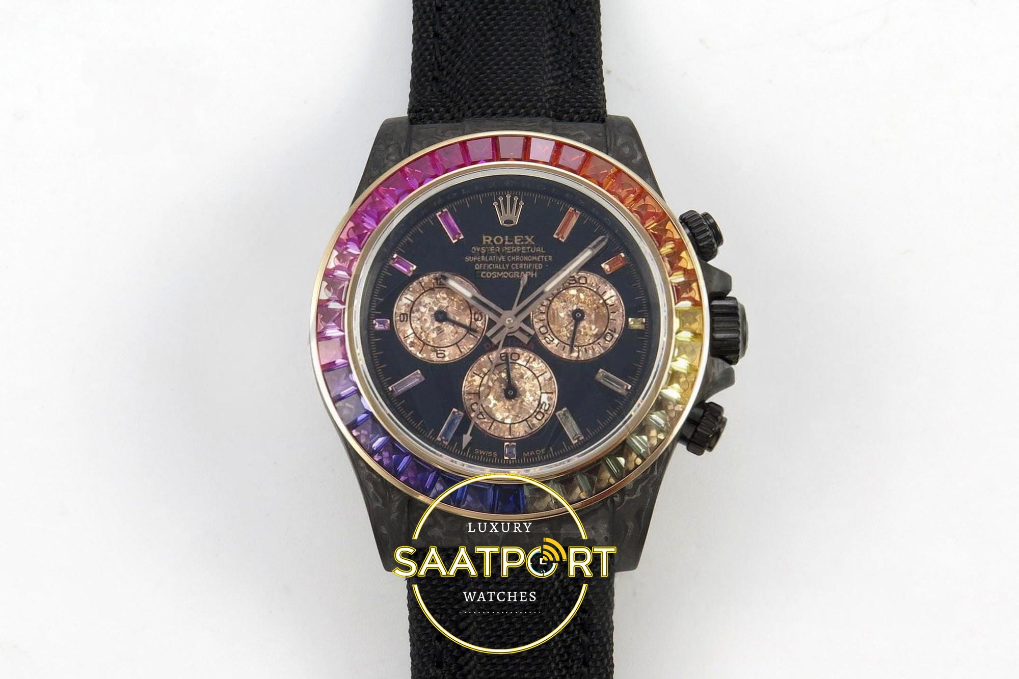 Rolex Daytona SONIC Black Ceramic Case Black Rainbow Dial 40mmx12.5mm Yüksek Siyah Kadran SONIC Factory Super Clone ETA Saat - Ön Cephe Kadran ve Kasa Görünümü Rolex Daytona SONIC Black Ceramic Case Black Rainbow Dial SONIC Factory 40mmx12.5mm Ön Cephe Kadran ve Kasa Görünümü Super Clone