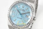 Rolex Land Dweller 127335 2F Ice Blue Textured Dial ZF Factory 40mmx10.3mm Sağ 45 Derece Çapraz Kasa ve Kurma Tepesi Profili — Kadran ve Bezel Görünümü